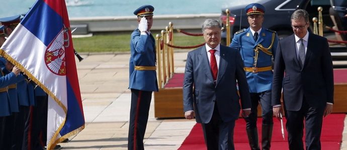 Візит до друга Путіна: навіщо Петро Порошенко відвідав Сербію