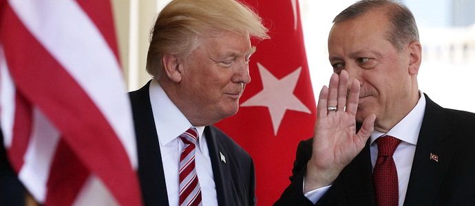 “У них є долар, у нас є Аллах”: куди заведе конфлікт Туреччини та США