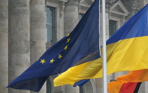 Киев ждет статус кандидата на членство в ЕС летом
