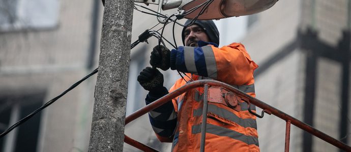 В Україні очікується дефіцит електрики: коли можливі відключення та як допомогти енергосистемі