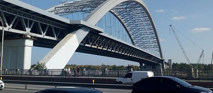 Гора народила мишу. Що відкриває Кличко в Києві замість Подільського мосту?